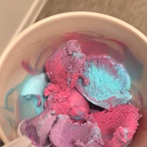 Meet your Posher, Katrina